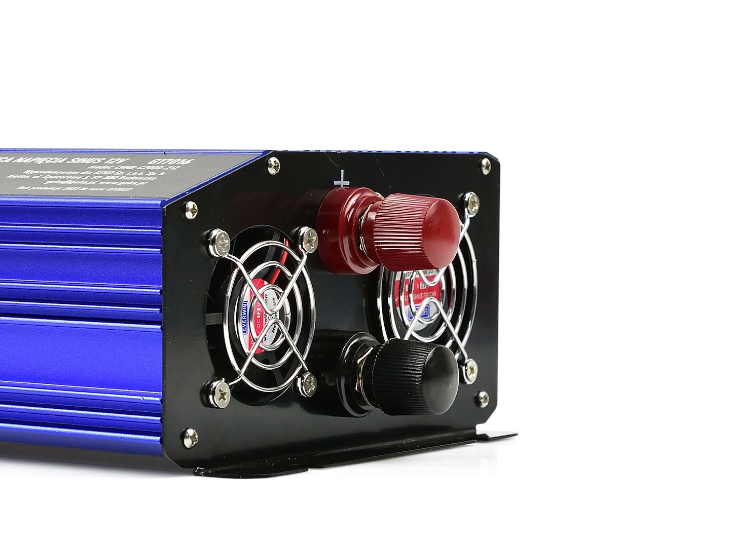 Napěťový měnič SINUS 24V/230V 2000/4000W (2) 5