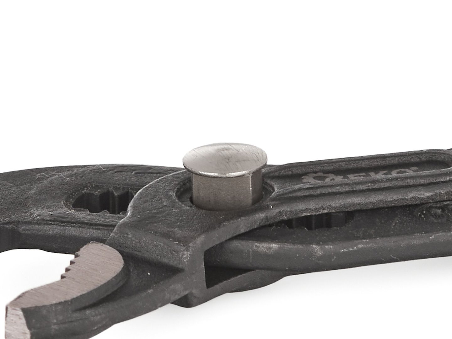 Nastavitelné kleště na trubky s tlačítkem 175 mm – Geko 4