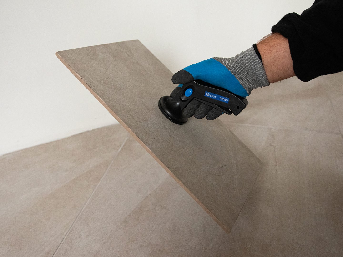 Jednoruká přísavka pro citlivé povrchy 70 mm 8 kg – Geko 6