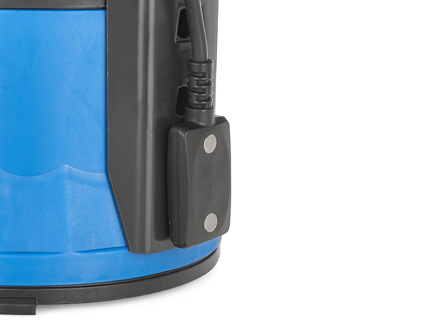 Plastové ponorné čerpadlo Geko 550 W – detail výtlačného hrdla