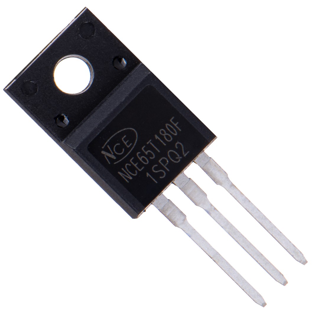 Tranzistor pro měnič napětí 12 V/230 V 800/1600 W – pohled na součástku