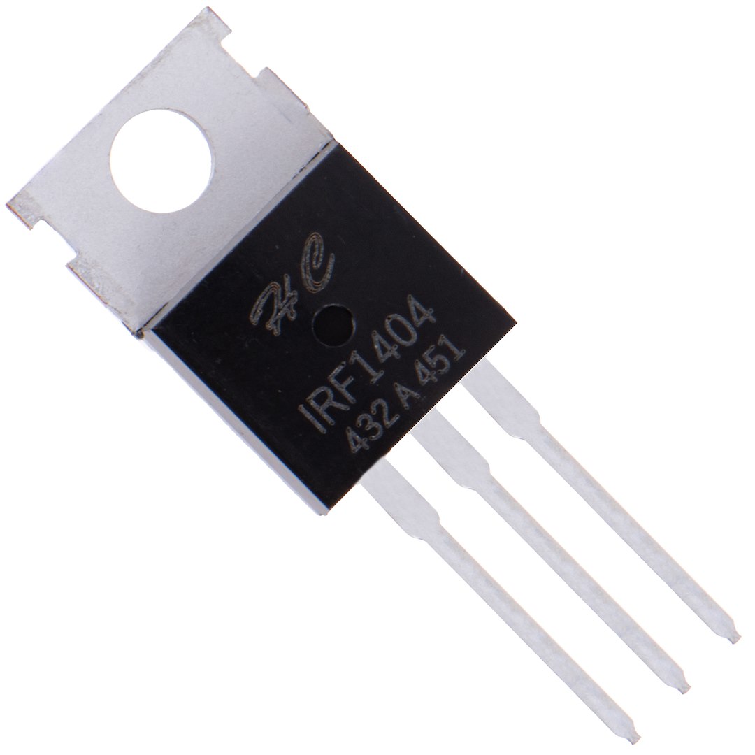 Tranzistor pro měnič napětí SINUS 12V/230V 500/1000W – pohled zepředu