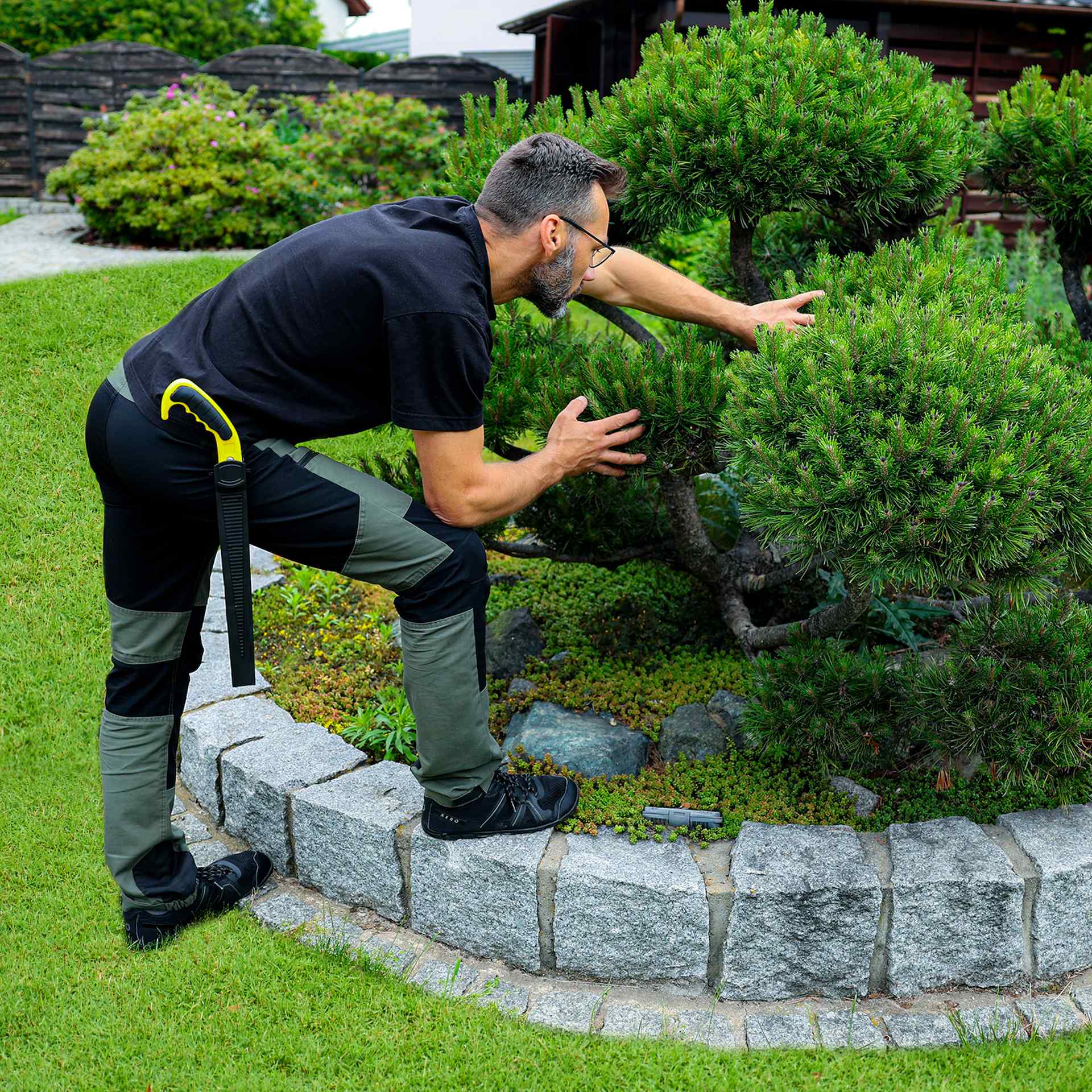Rovná pila 30 cm s PTFE povlakem a pouzdrem 65Mn (48) – Geko 8