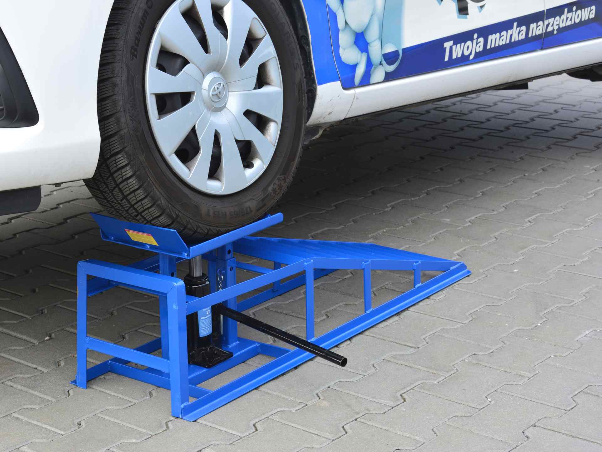 Ramp - ramp with 2T lift (1/2) 7