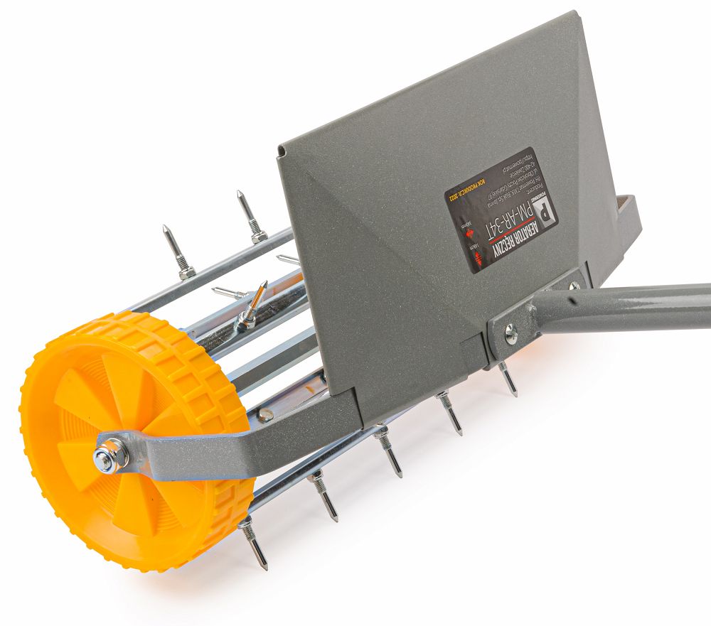 Ruční aerátor / vertikutátor na trávník 34 cm POWERMAT PM-AR-34T