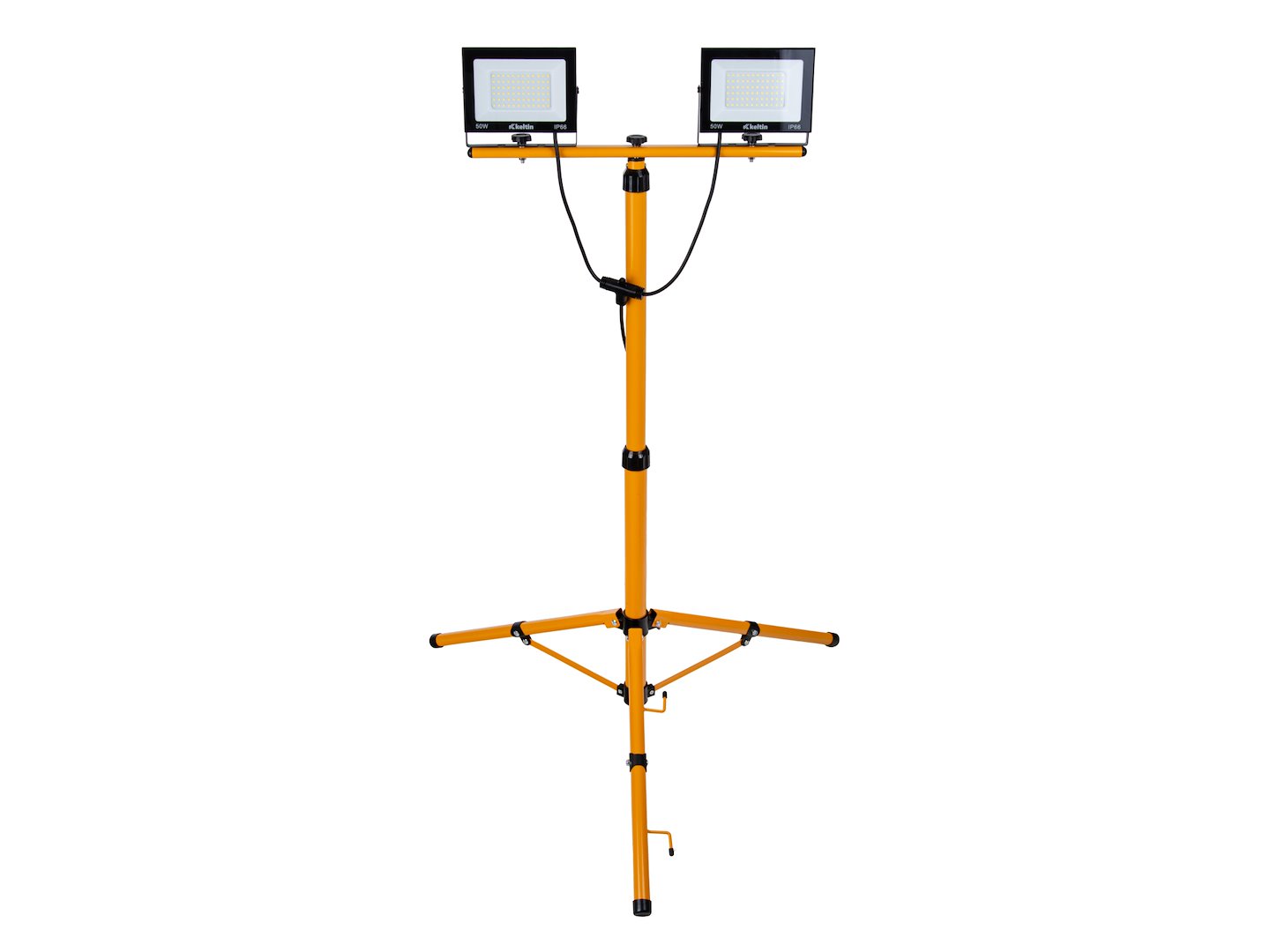LED světlomet Geko 2×50W – použití v autoservisu