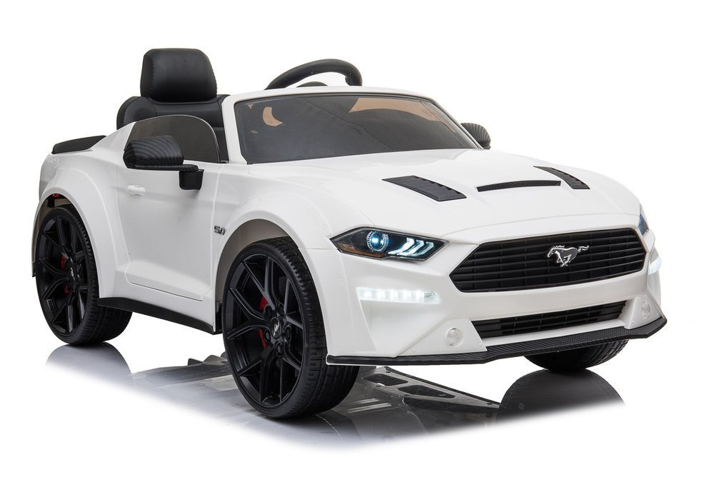 Elektrické auto Ford Mustang GT Drift SX2038, biele – 24 V, režim driftu, 2x motor 200 W, diaľkové ovládanie