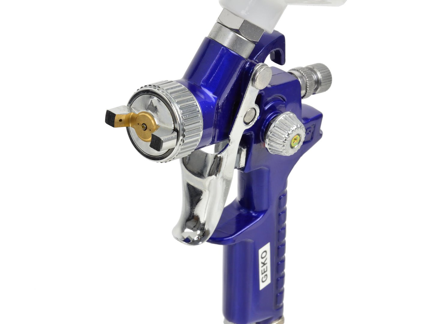 Lakovací pistole HVLP mini Geko – detail trysky 0,8 mm