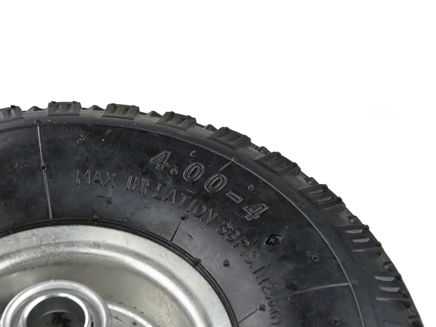 Kolo pro vozík Geko 4.00-4/2PR – detail pneumatiky a ložiska